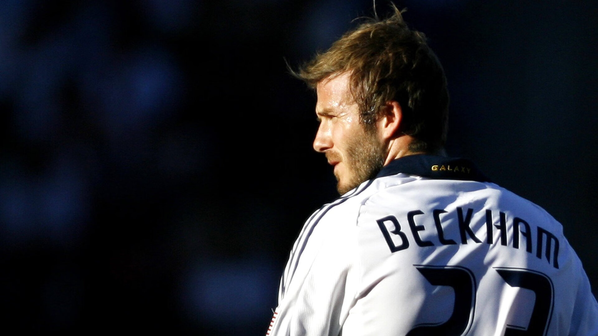 西决生死战焦点战，独行侠防守锁死深圳队，战术纪律铸就晋级之路